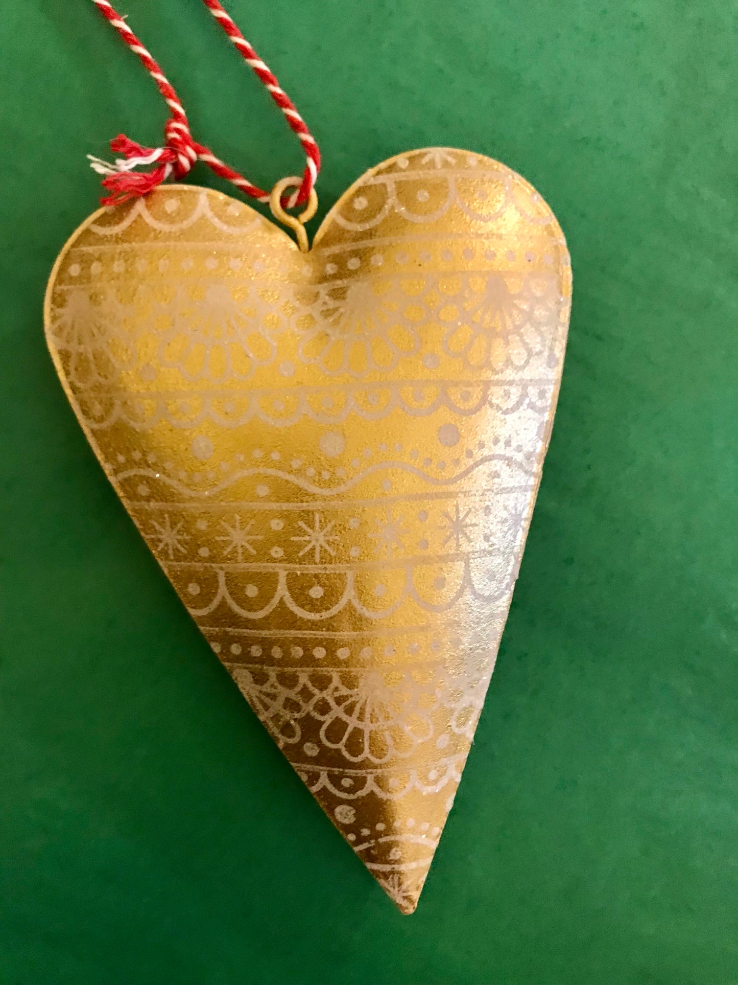 Gold and white heart/star/tree